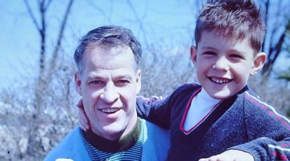 Gordie Howe and his youngest son, Murray Howe, BS '82/MD '86.