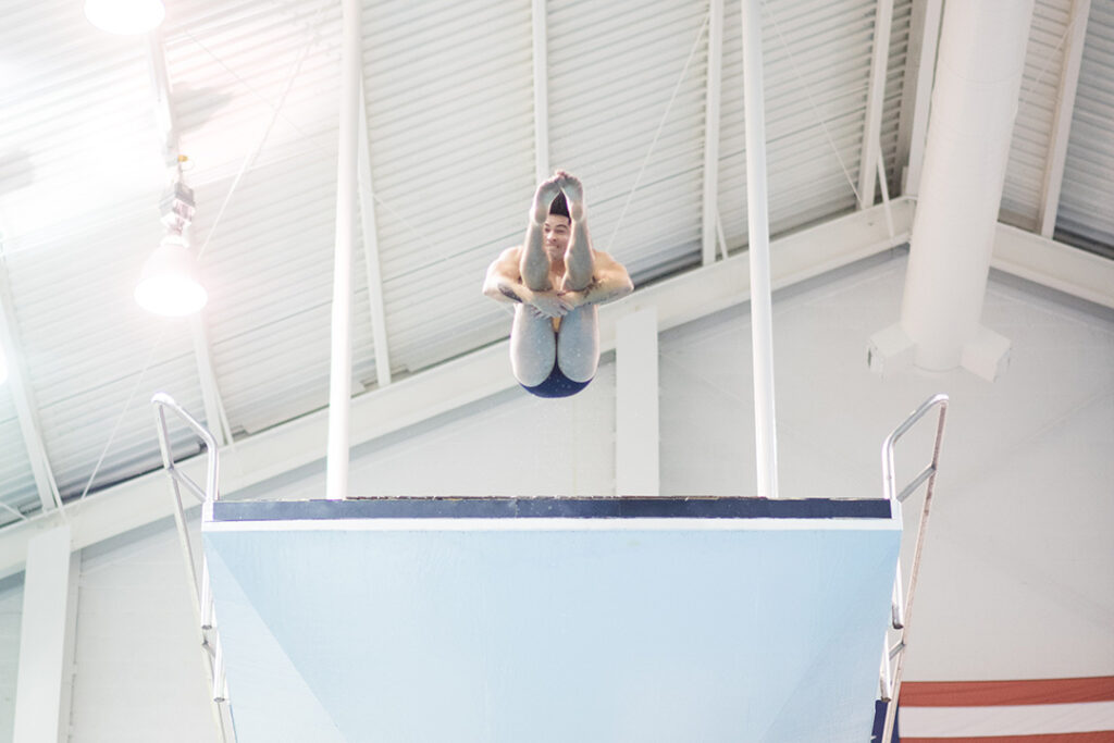 Diver leaves board