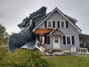 Derecho destroys house, 2020