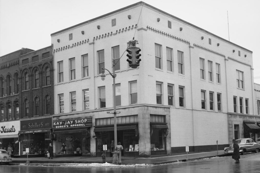 A shot of the intersection of LIberty and Main Street in Ann Arbor, 1951.