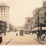 This postcard depicting Saginaw Street in Flint, Michigan, is an example of a postcard classified under the streets and city & town life themes. Image credit: David V. Tinder Collection of Michigan Photography, University of Michigan William L. Clements Library.