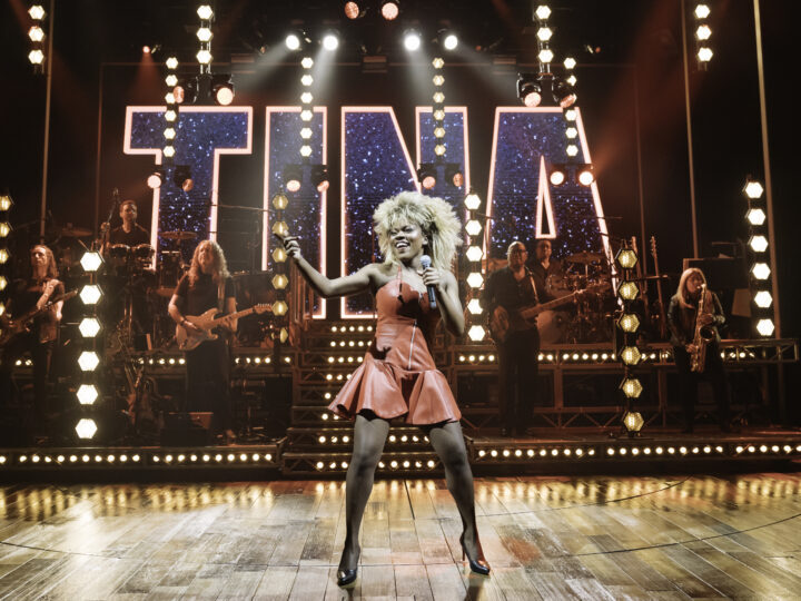 Nkeki Obi Melekwe as Tina-Turner on Broadway. (Image: Manuel Harlan.)